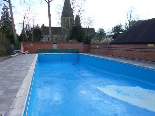 Pool prep repainting